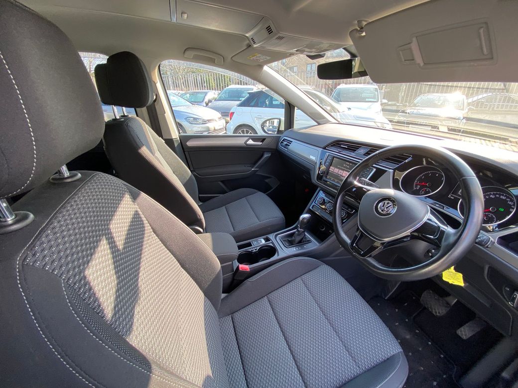 2016 Volkswagen Touran