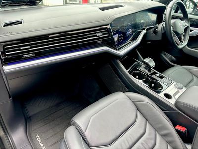 2022 Volkswagen Touareg