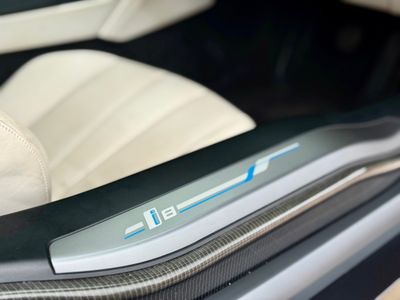 2018 BMW i8