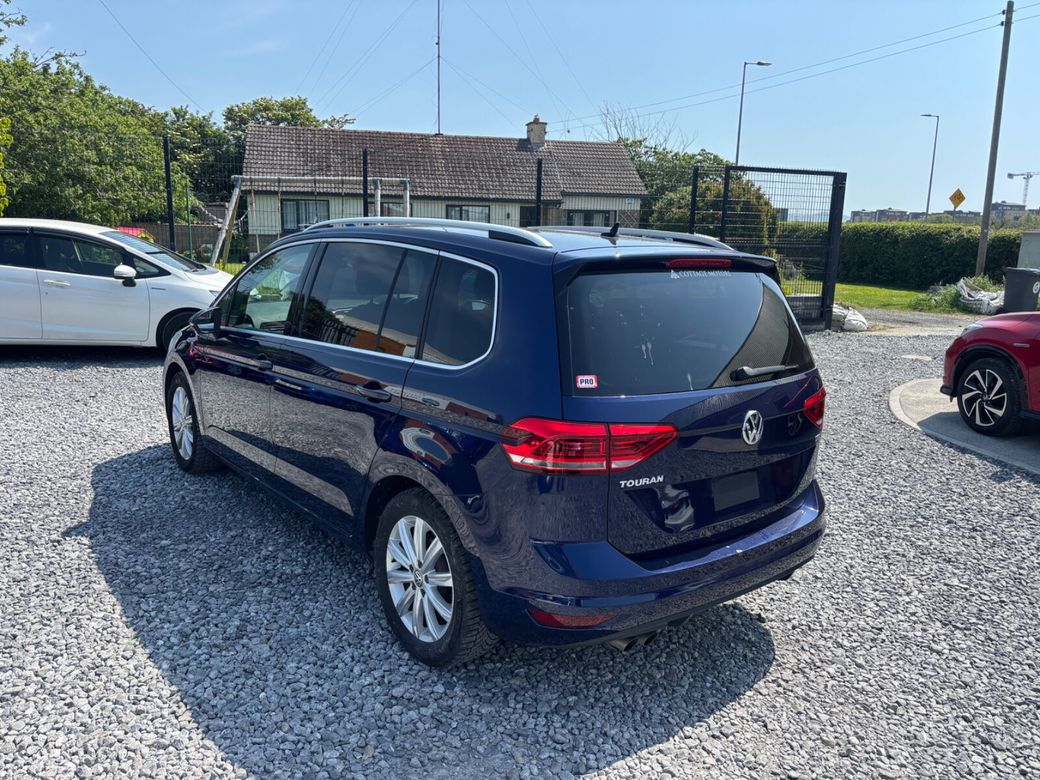 2016 Volkswagen Touran
