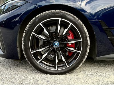 2023 BMW i4