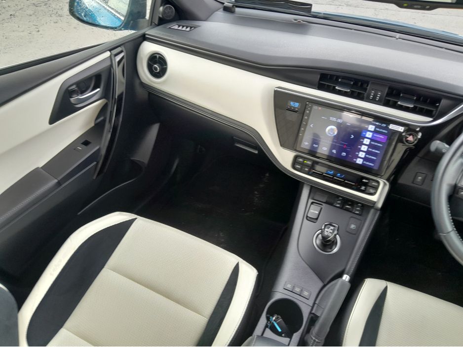2017 Toyota Auris