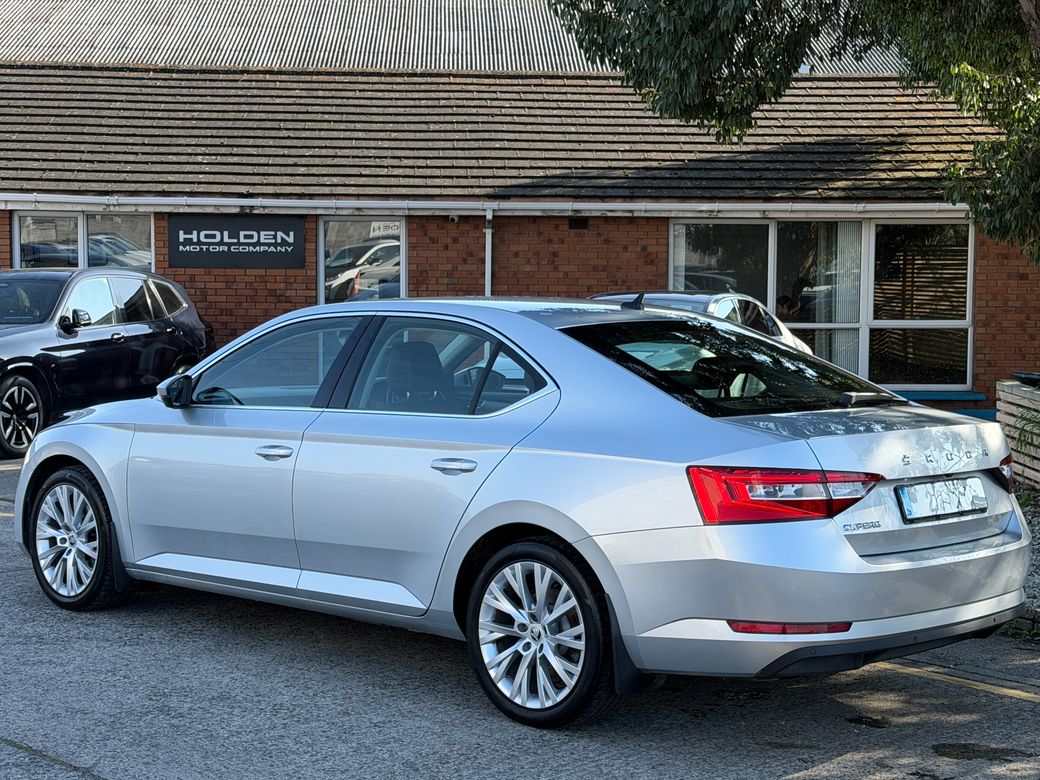 2021 Skoda Superb