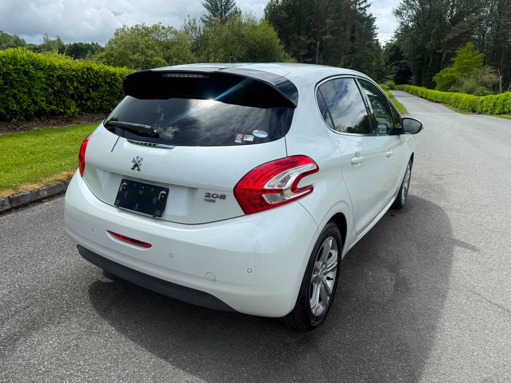 2014 Peugeot 208