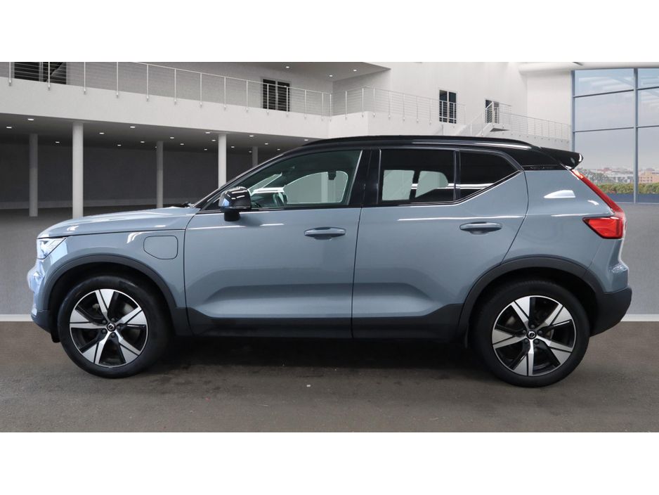 2021 Volvo XC40