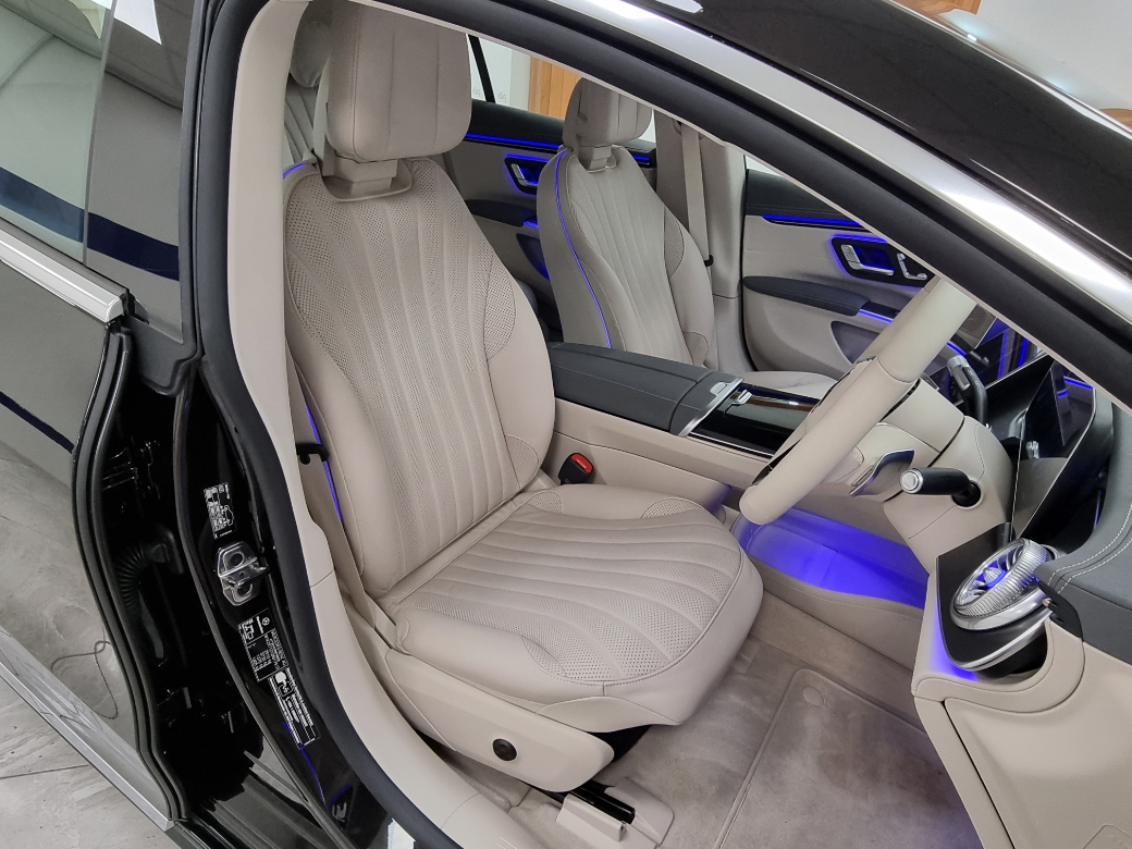 2022 Mercedes-Benz EQS