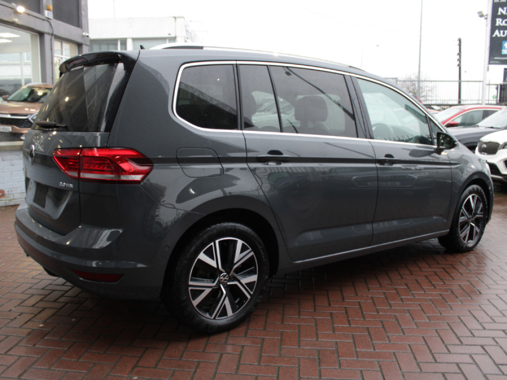 2021 Volkswagen Touran