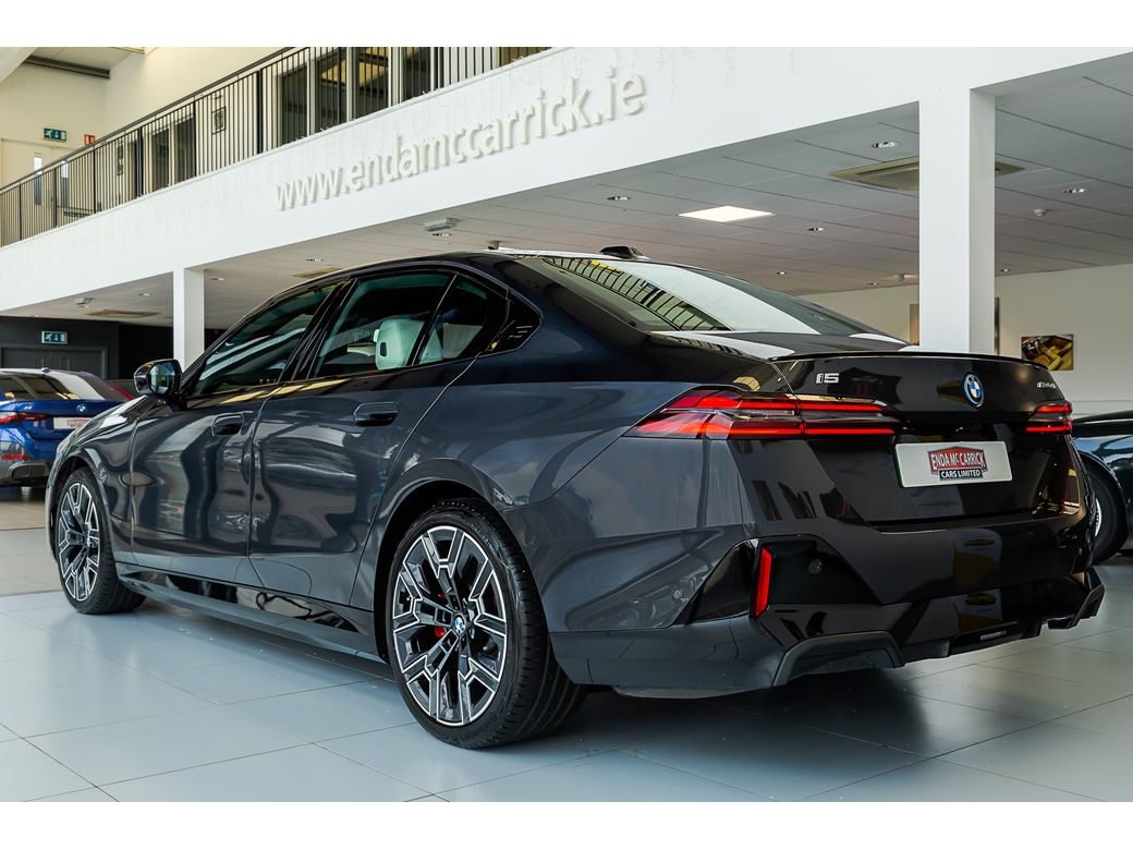 2025 BMW i5
