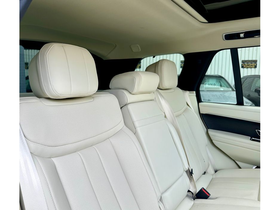 2025 Land Rover Range Rover