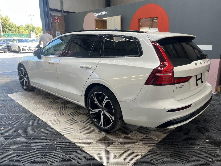 2023 Volvo V60