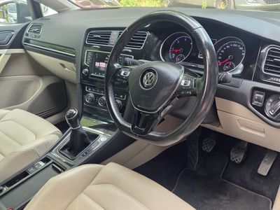 2017 Volkswagen Golf