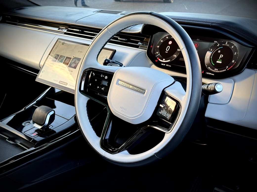 2025 Land Rover Range Rover Sport