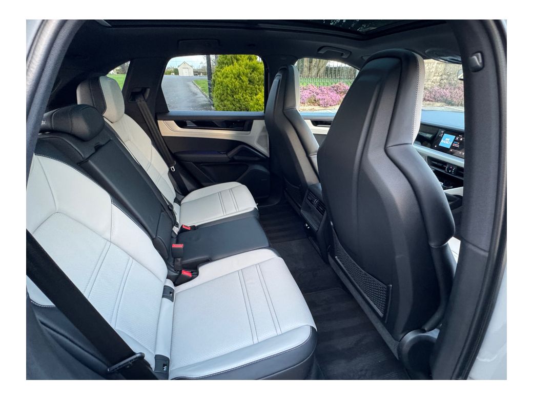 2024 Porsche Cayenne