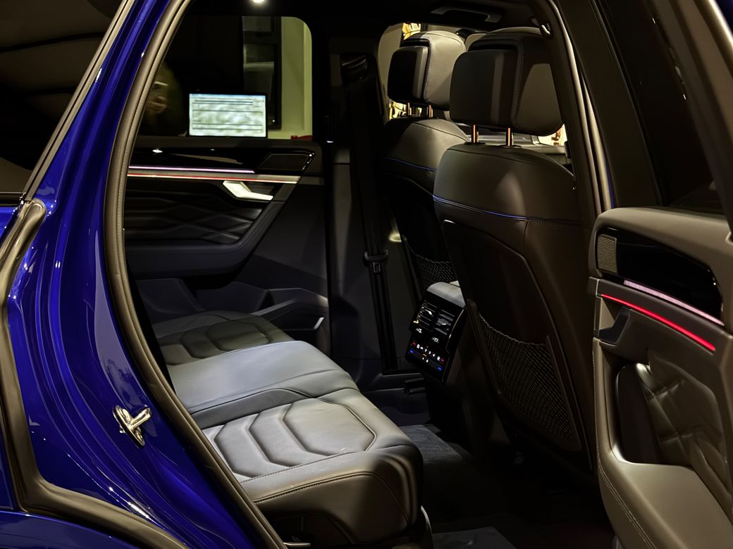 2025 Volkswagen Touareg