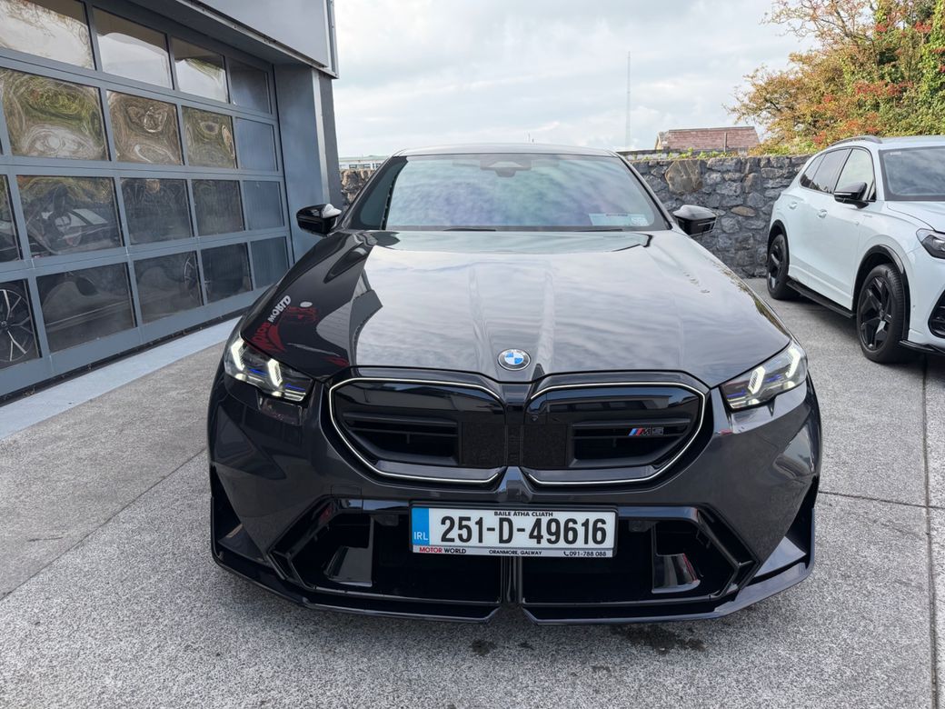 2025 BMW M5