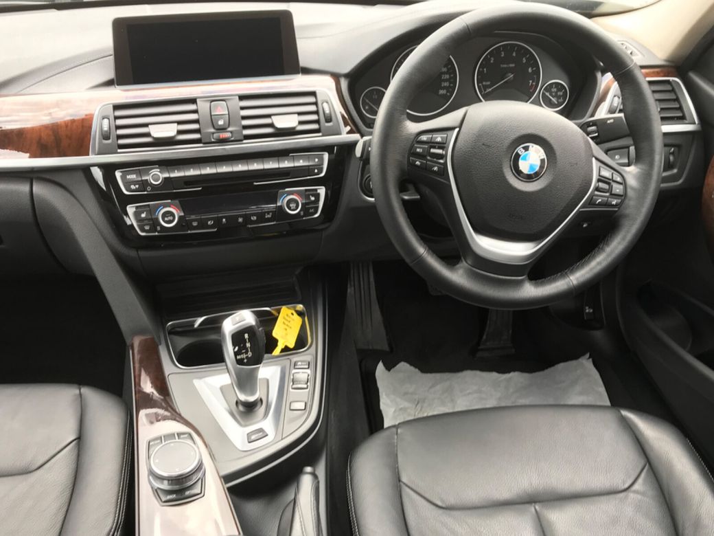 2018 BMW 3 Series