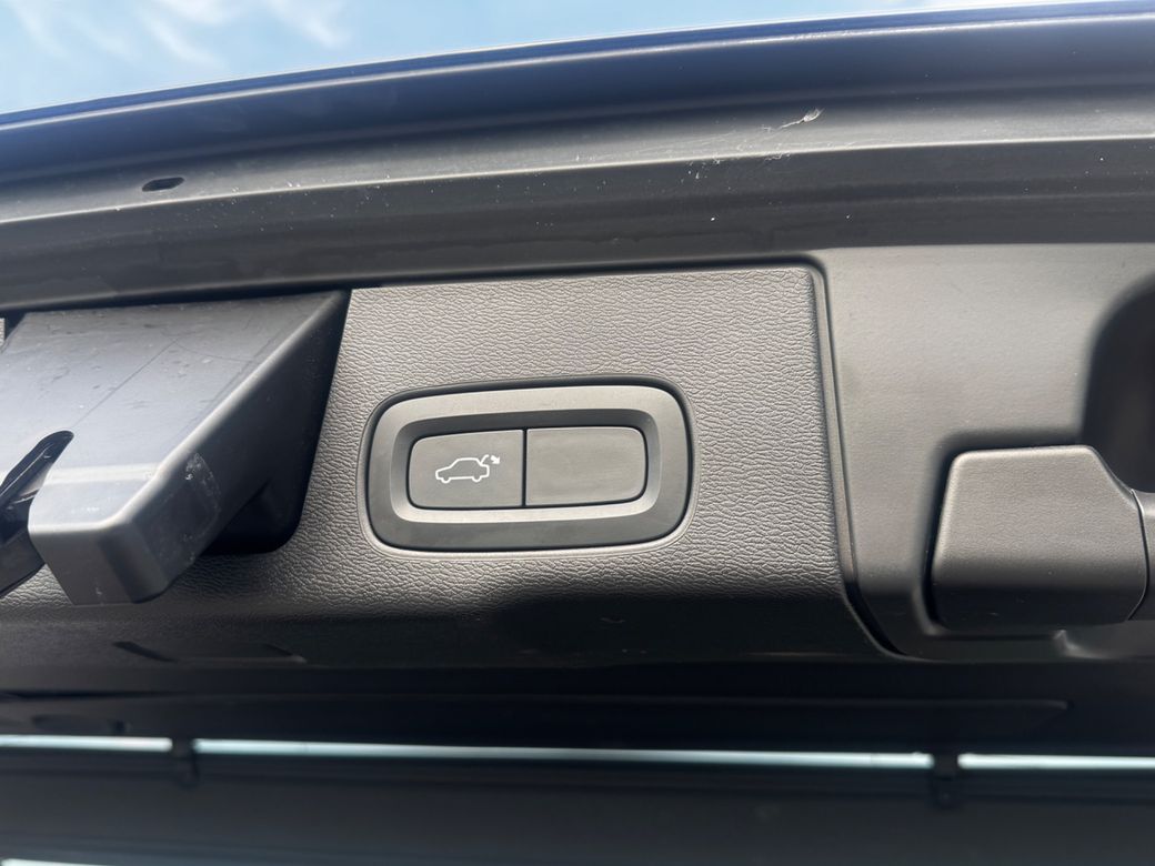 2023 Volvo XC60