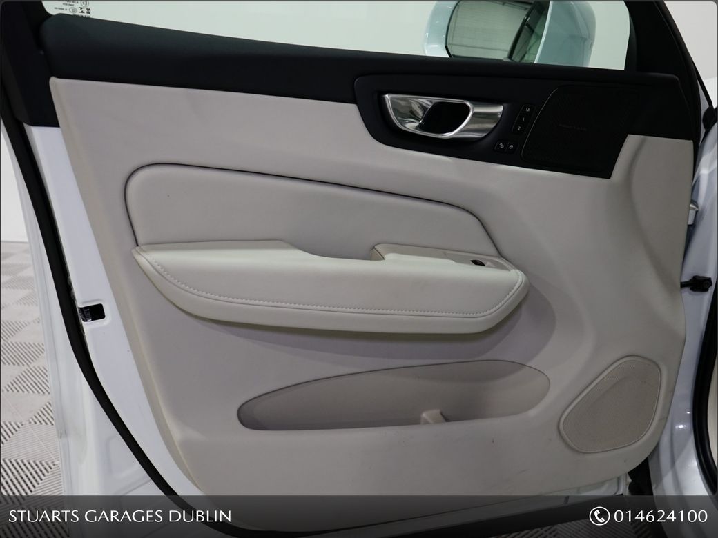 2022 Volvo XC60