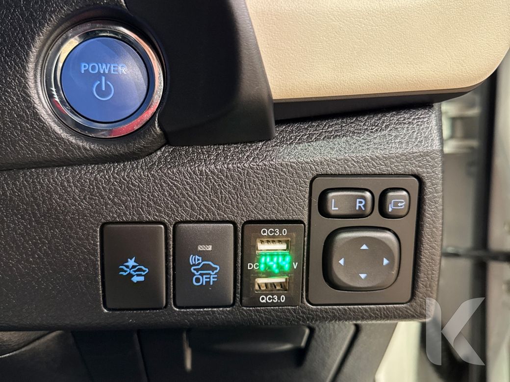 2017 Toyota Auris