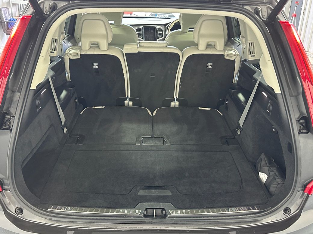 2023 Volvo XC90