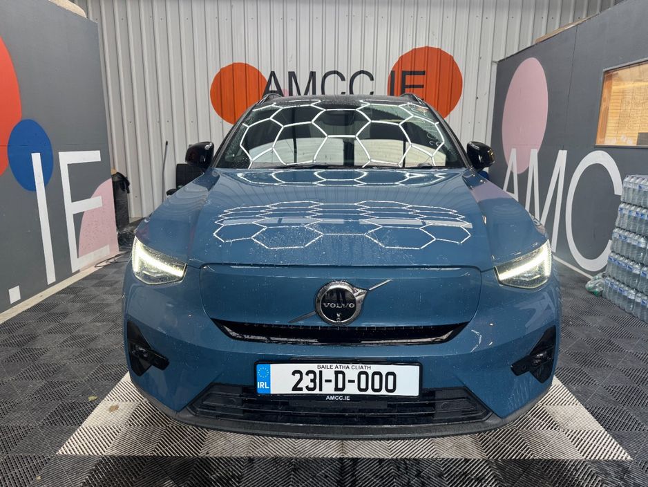 2023 Volvo XC40