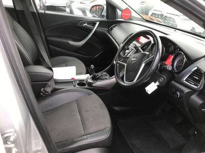 2011 Opel Astra