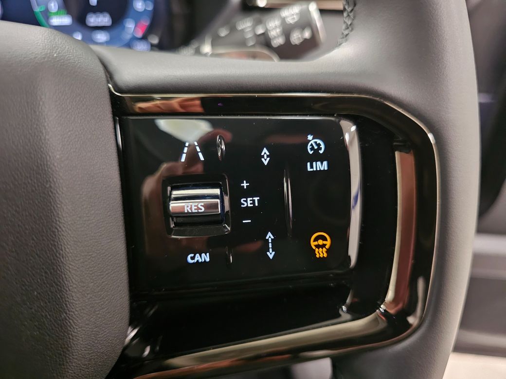 2025 Land Rover Range Rover Velar