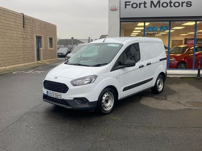 2022 Ford Transit Courier