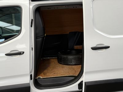 2023 Peugeot Partner