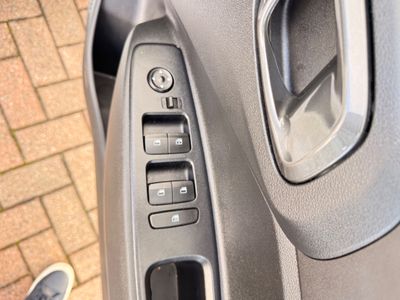 2025 Hyundai i10