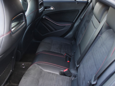 2016 Mercedes-Benz A 180