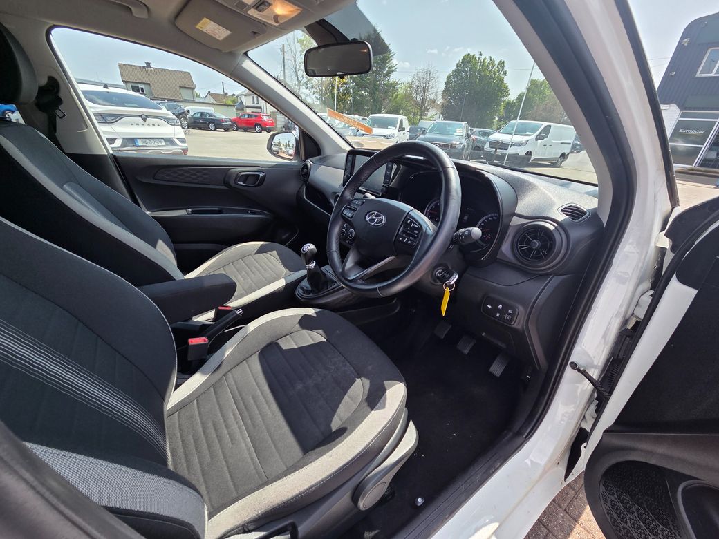 2023 Hyundai i10