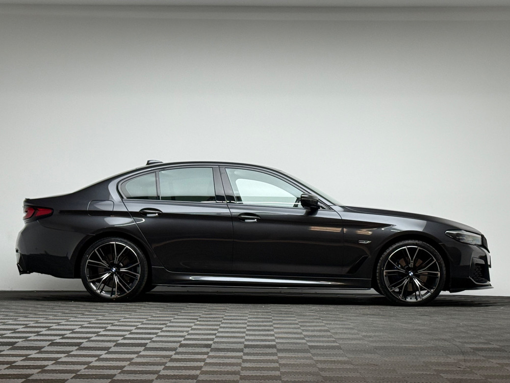 2021 BMW 5 Series