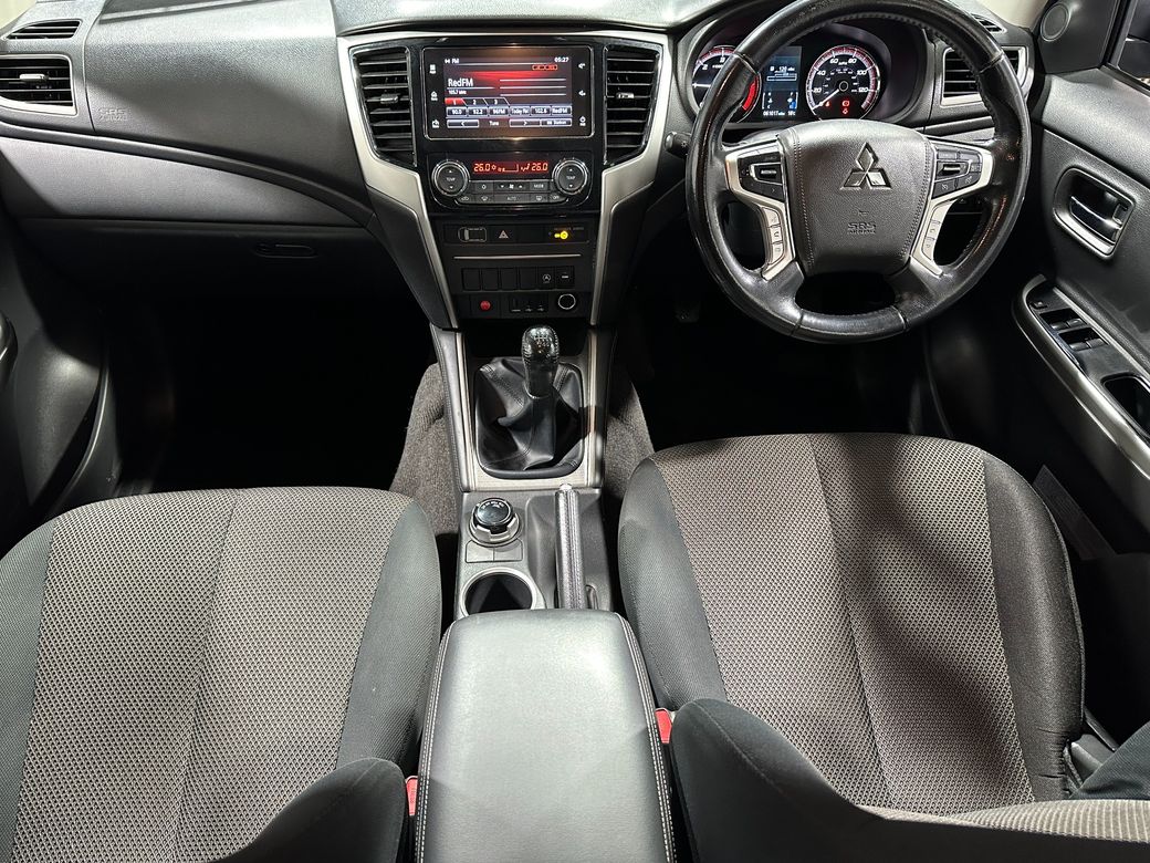 2020 Mitsubishi L200