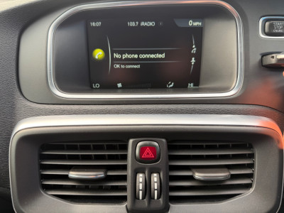 2016 Volvo V40