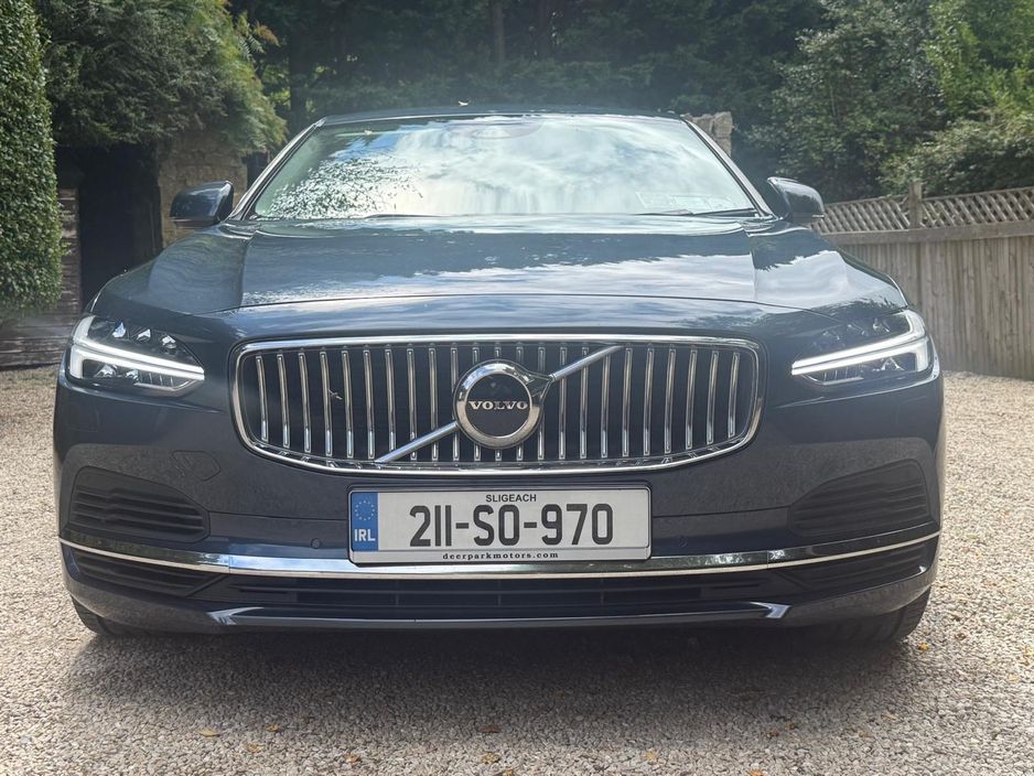 2021 Volvo S90