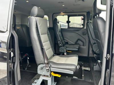 2023 Ford Tourneo Custom