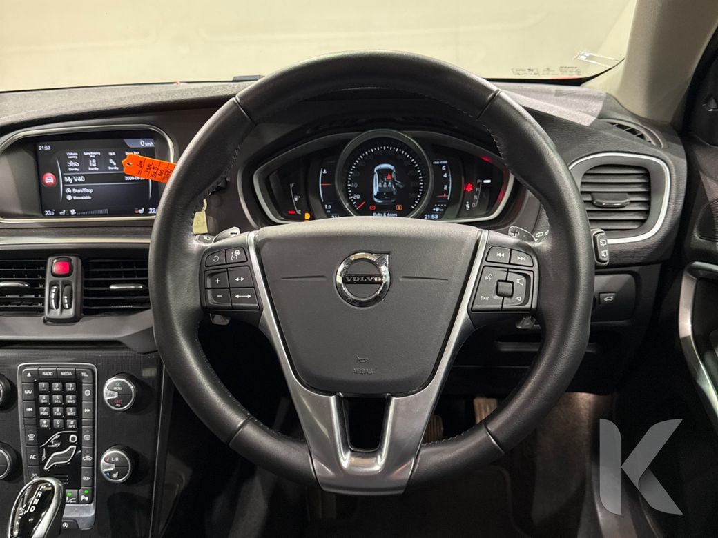 2019 Volvo V40