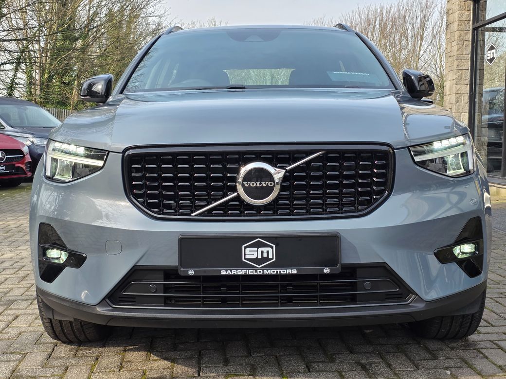 2023 Volvo XC40