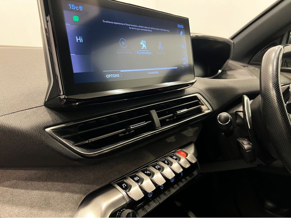 2021 Peugeot 5008
