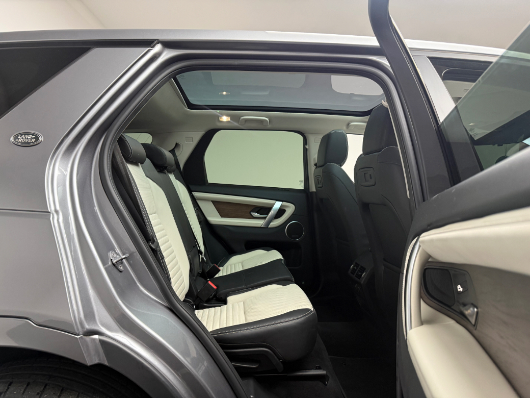 2021 Land Rover Discovery Sport