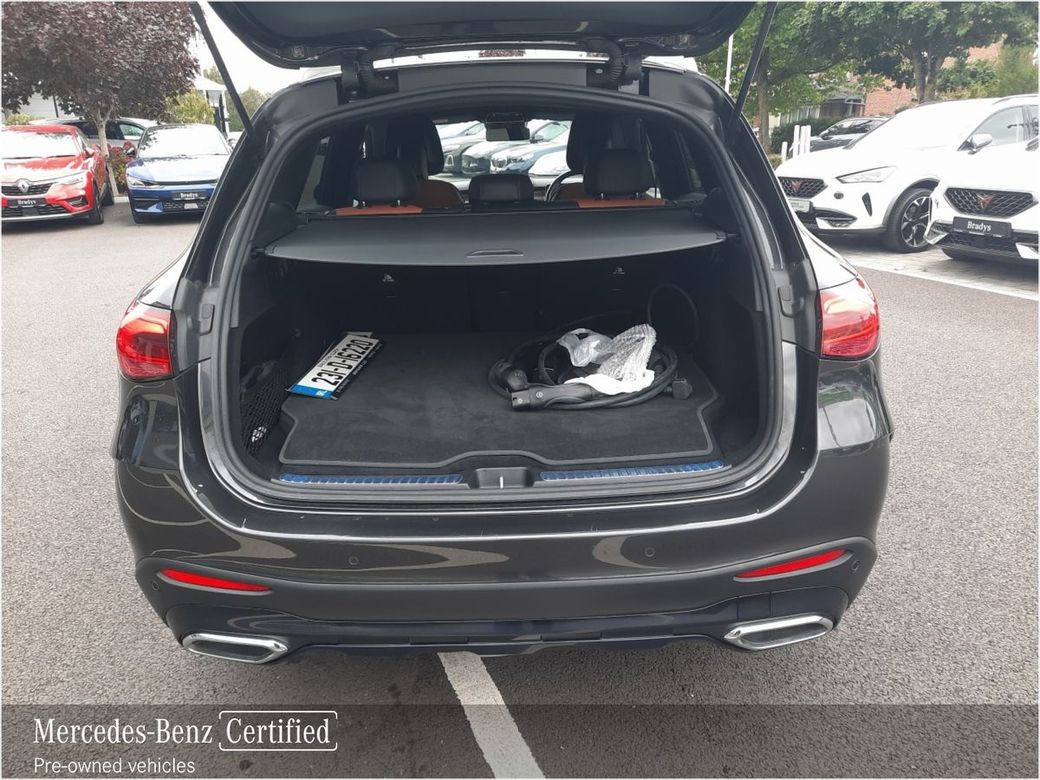 2023 Mercedes-Benz GLC Class
