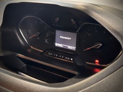 2022 Peugeot Partner