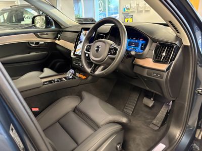 2025 Volvo XC90