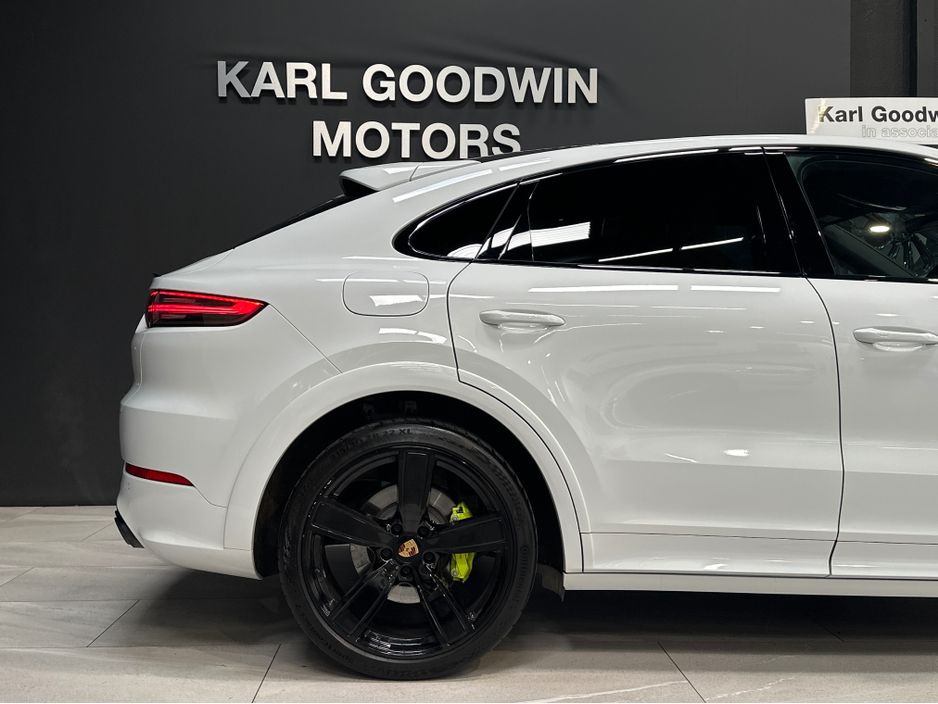 2023 Porsche Cayenne