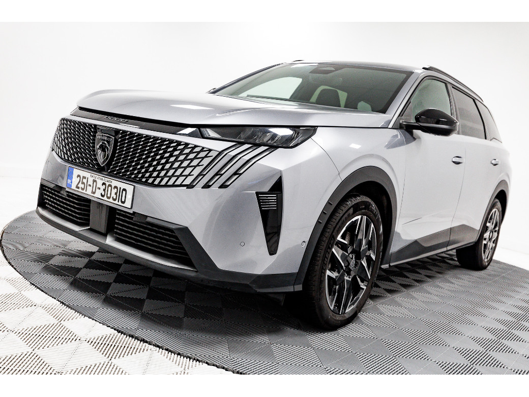 2025 Peugeot 5008