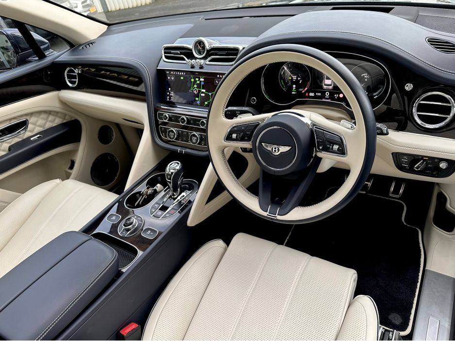 2022 Bentley Bentayga