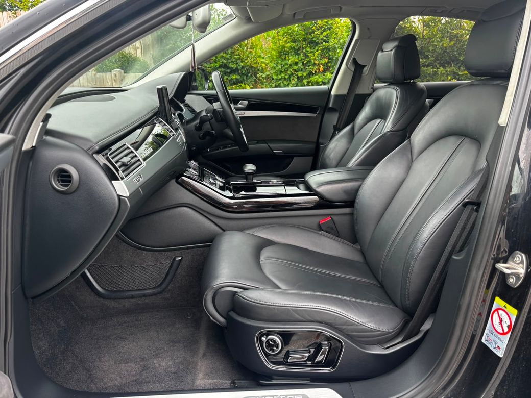 2016 Audi A8