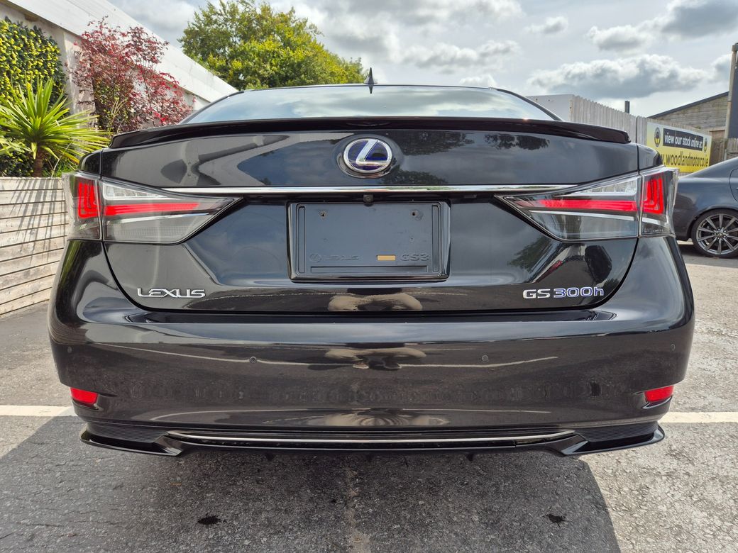 2018 Lexus GS 300H