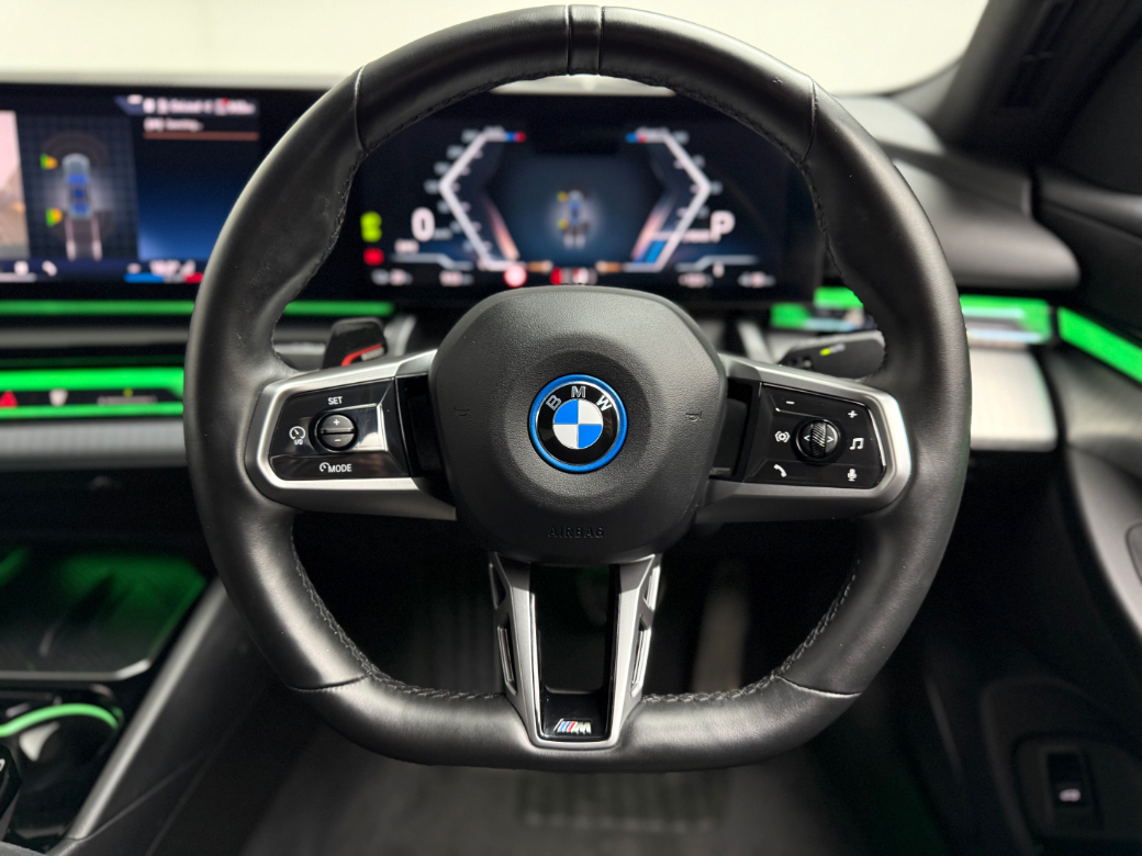 2024 BMW i5
